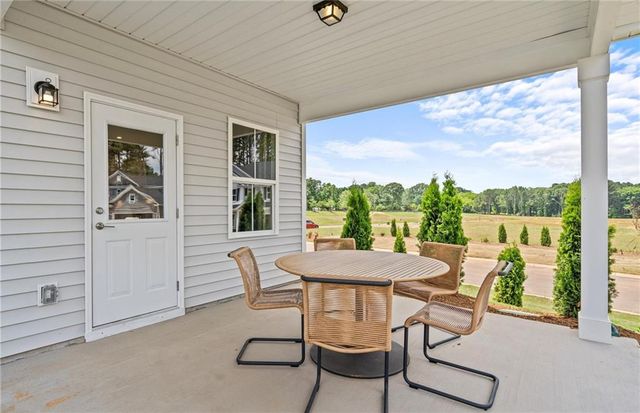 904 Hillwood Circle, Villa Rica, GA 30180