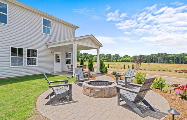 904 Hillwood Circle, Villa Rica, GA 30180