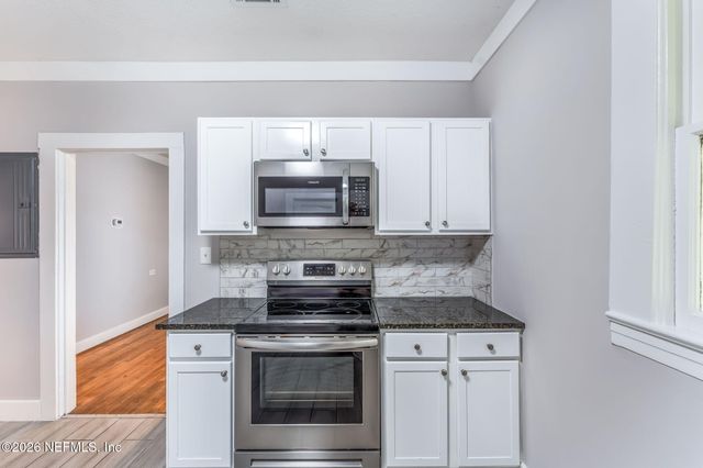 643 LINWOOD Avenue, Jacksonville, FL 32206