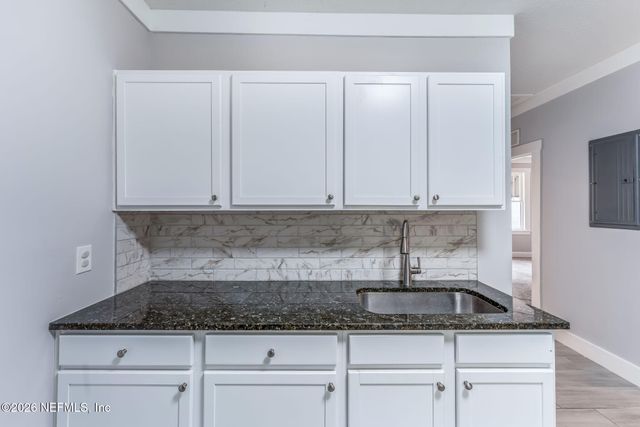 643 LINWOOD Avenue, Jacksonville, FL 32206