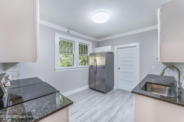 643 LINWOOD Avenue, Jacksonville, FL 32206