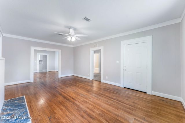 643 LINWOOD Avenue, Jacksonville, FL 32206