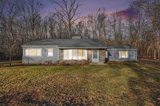 28375 Ranchwood Drive, Southfield City, MI 48076