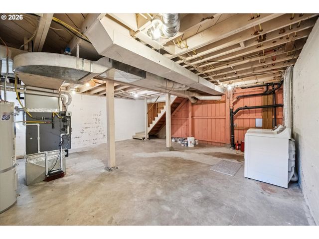 4040 Ne CESAR E CHAVEZ Blvd, Portland, OR 97212