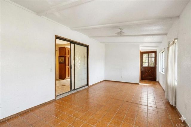 823 Rice Canyon Rd, Fallbrook, CA 92028