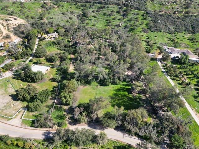 823 Rice Canyon Rd, Fallbrook, CA 92028