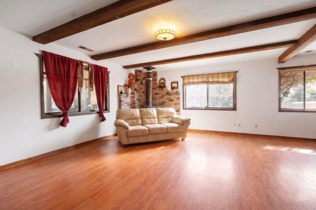 823 Rice Canyon Rd, Fallbrook, CA 92028