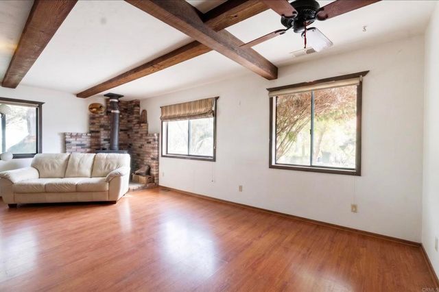 823 Rice Canyon Rd, Fallbrook, CA 92028