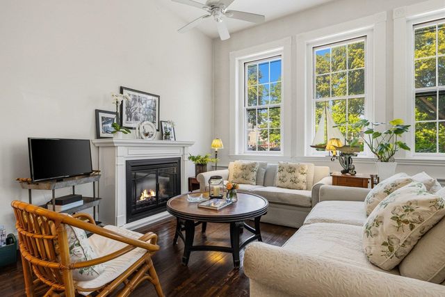 50 S School St Unit 2, Portsmouth, NH 03801