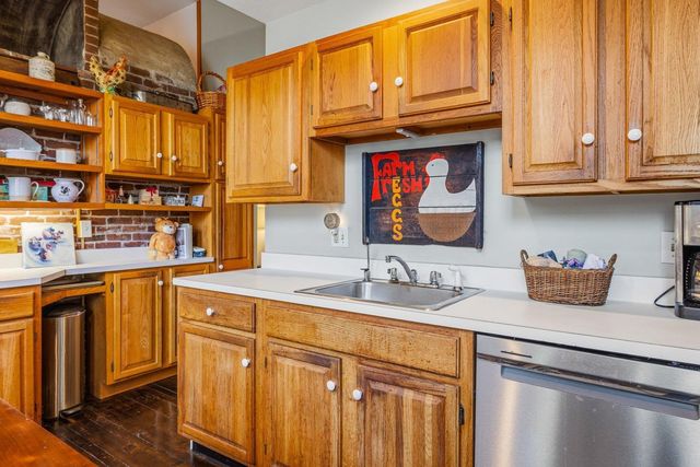 50 S School St Unit 2, Portsmouth, NH 03801