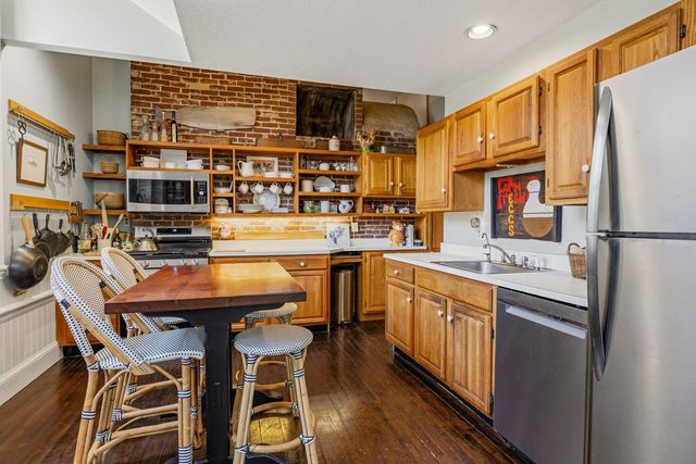 50 S School St Unit 2, Portsmouth, NH 03801