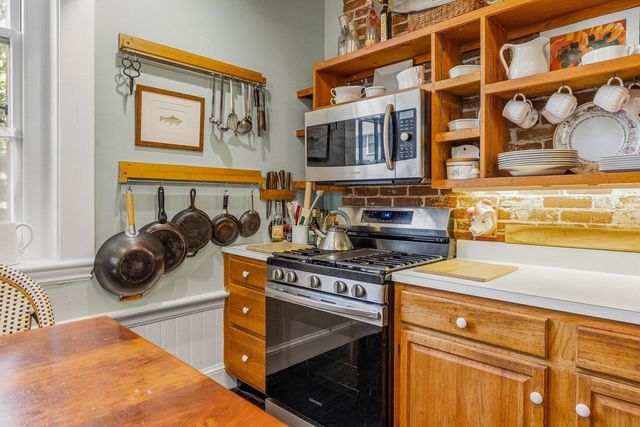 50 S School St Unit 2, Portsmouth, NH 03801