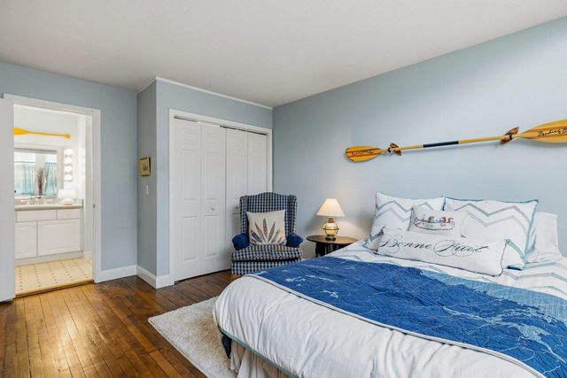 50 S School St Unit 2, Portsmouth, NH 03801