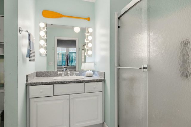 50 S School St Unit 2, Portsmouth, NH 03801