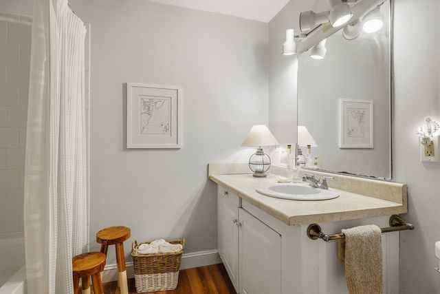 50 S School St Unit 2, Portsmouth, NH 03801