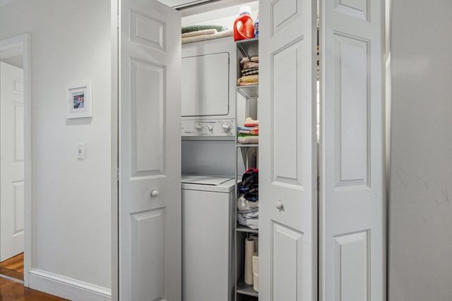 50 S School St Unit 2, Portsmouth, NH 03801