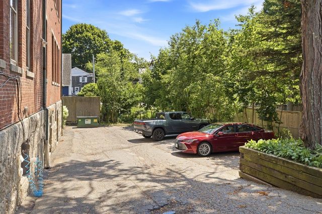 50 S School St Unit 2, Portsmouth, NH 03801