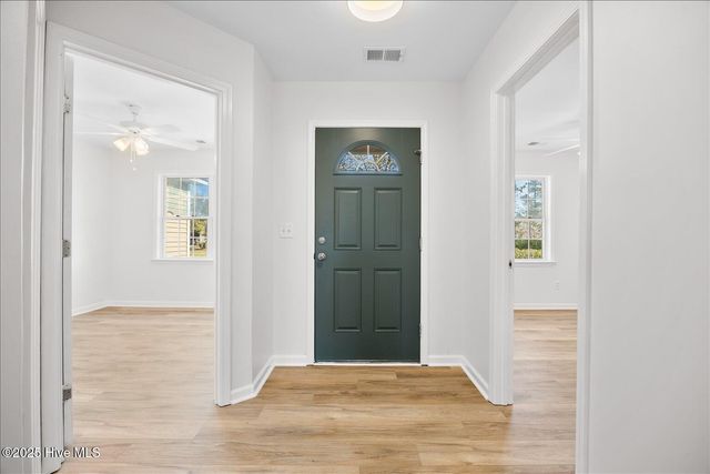 1437 Spring Pine Court NE, Leland, NC 28451