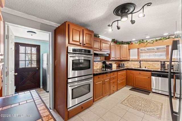 540176 LEM TURNER Road, Callahan, FL 32011