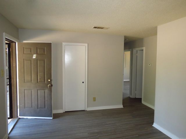 11005 Mara Lynn Road, Little Rock, AR 72211