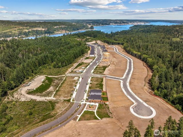 3942 Flat Top Drive, Bremerton, WA 98312