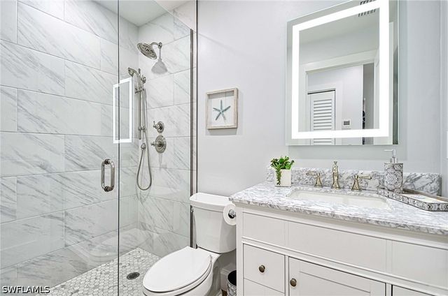 2100 Gulf Shore BLVD N 107, Naples, FL 34102