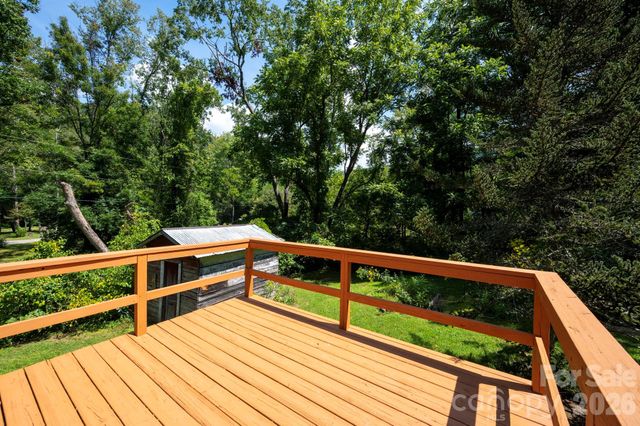 178 Shope Creek Road, Asheville, NC 28805
