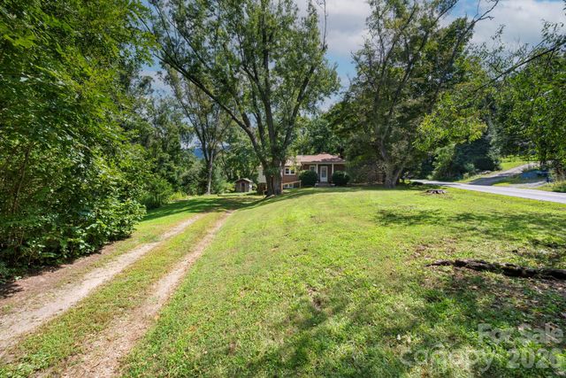 178 Shope Creek Road, Asheville, NC 28805