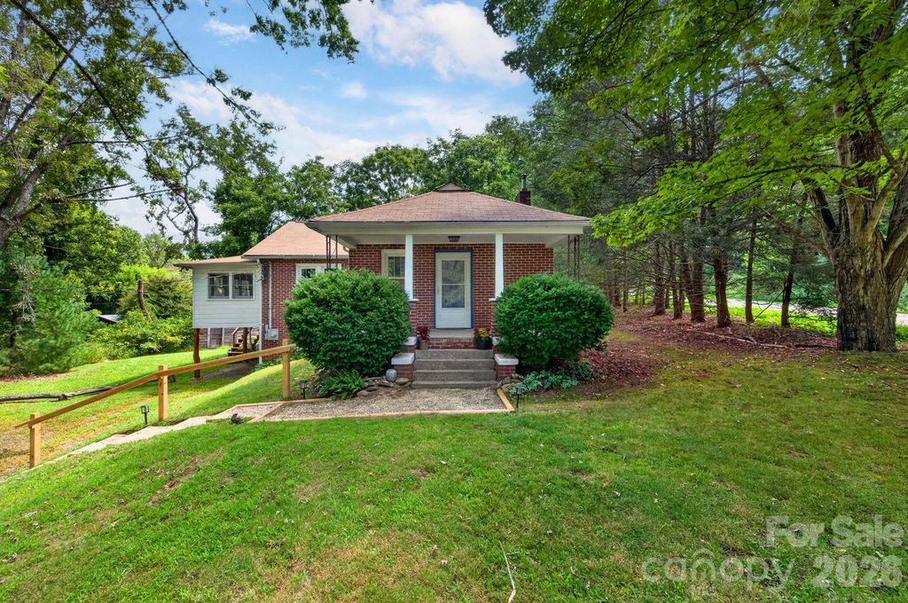178 Shope Creek Road, Asheville, NC 28805