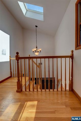 34 Knoll Road, Wayne, NJ 07470