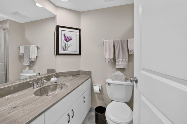 7473 Glendevon Lane 402, Delray Beach, FL 33446