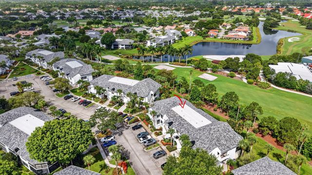 7473 Glendevon Lane 402, Delray Beach, FL 33446