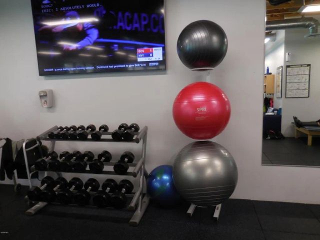 11240 Village 11, Camarillo, CA 93012