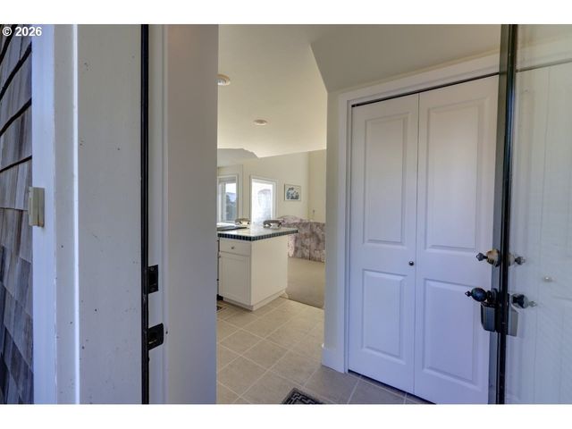 505 CAPES Dr 2, Oceanside, OR 97134