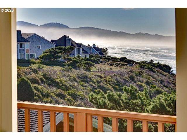 505 CAPES Dr 2, Oceanside, OR 97134