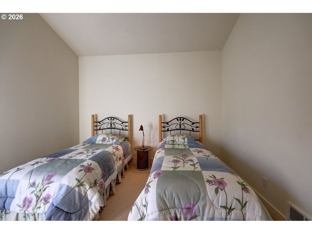 505 CAPES Dr 2, Oceanside, OR 97134