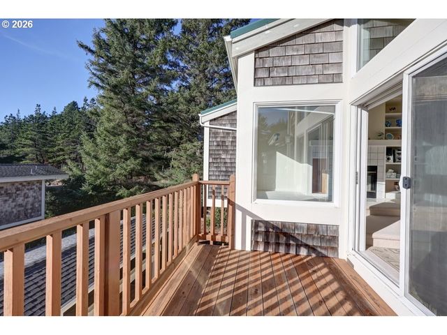 505 CAPES Dr 2, Oceanside, OR 97134