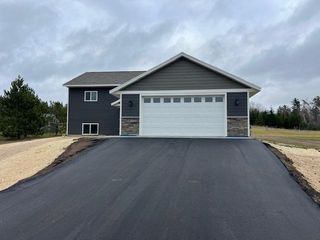1320 Whiting Road NW 19, Bemidji, MN 56601