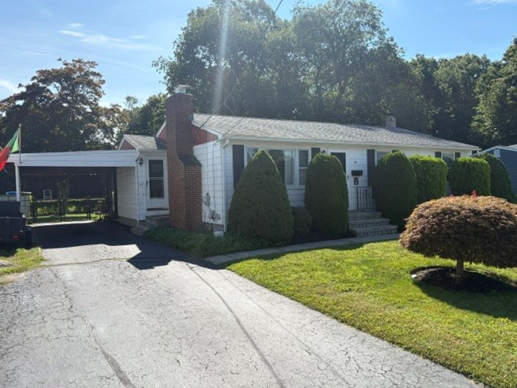 18 Barnold Street, West Warwick, RI 02893