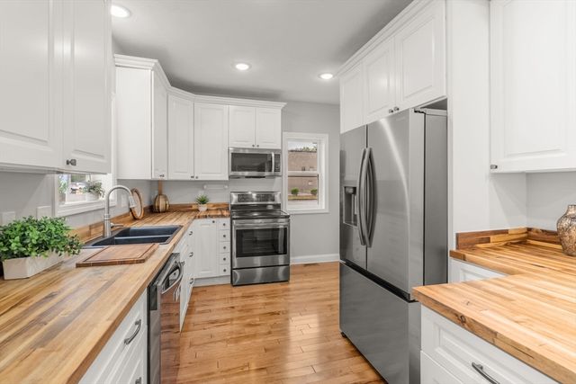329 Pleasant Street, Ashland, MA 01721