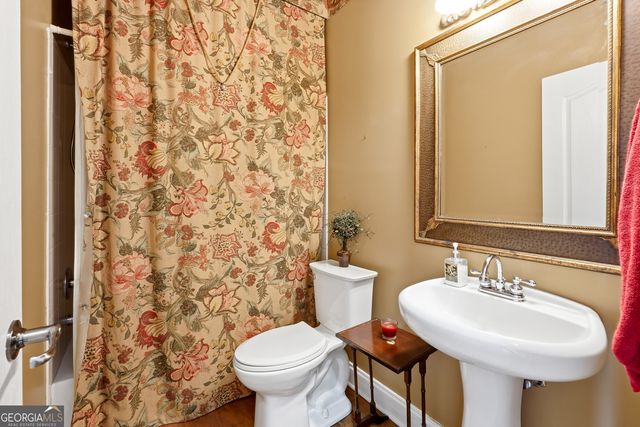 300 Lauren Lane, Woodstock, GA 30188