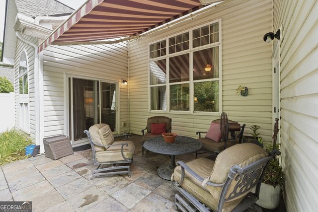 300 Lauren Lane, Woodstock, GA 30188
