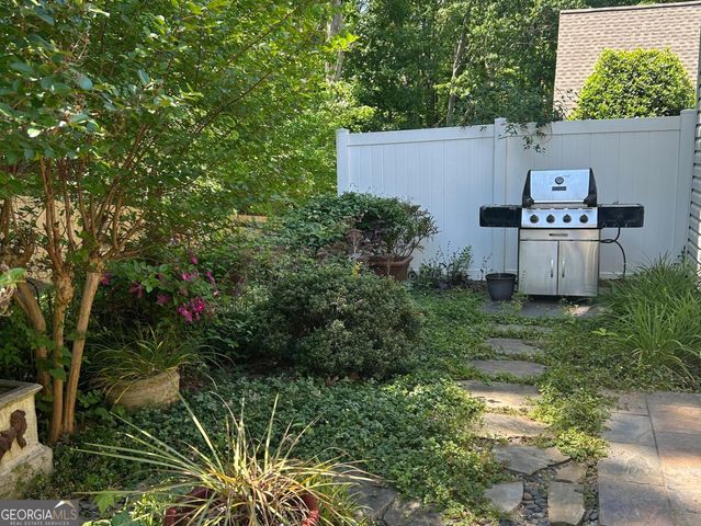 300 Lauren Lane, Woodstock, GA 30188
