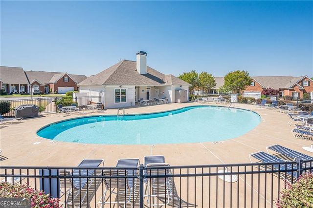 300 Lauren Lane, Woodstock, GA 30188