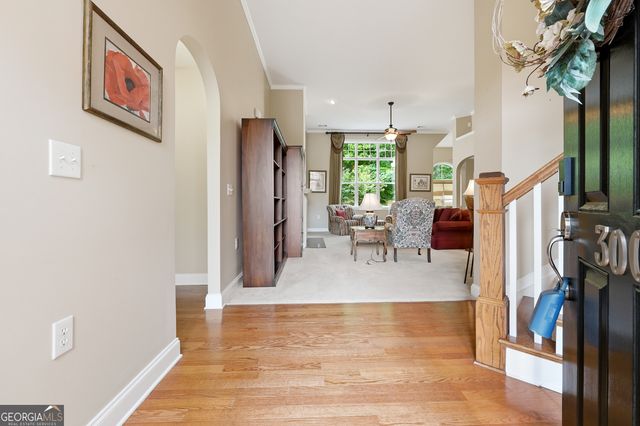 300 Lauren Lane, Woodstock, GA 30188