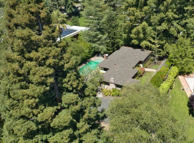 1225 San Mateo Drive, Menlo Park, CA 94025