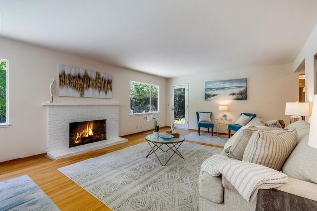 1225 San Mateo Drive, Menlo Park, CA 94025