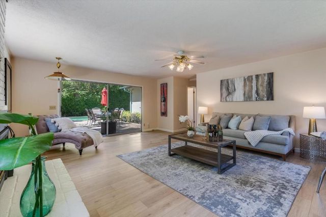 1225 San Mateo Drive, Menlo Park, CA 94025