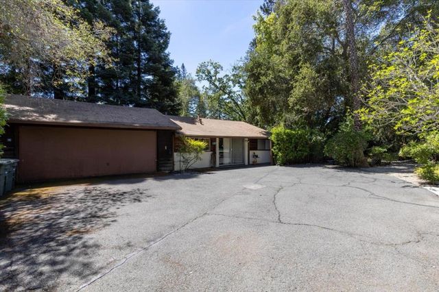 1225 San Mateo Drive, Menlo Park, CA 94025