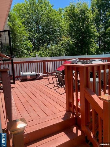77 Magnolia Street, Newark, NJ 07108